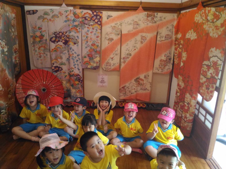 文件 : <FONT COLOR='red'>(108.08.16)戶外教學-10.JPG</FONT> <BR> 尺寸 : <FONT COLOR='blue'>950 × 712</FONT> 圖元 <BR> 格式 : <FONT COLOR='green'>jpg</FONT> <BR> 大小 : <FONT COLOR='green'> -- </FONT> KB