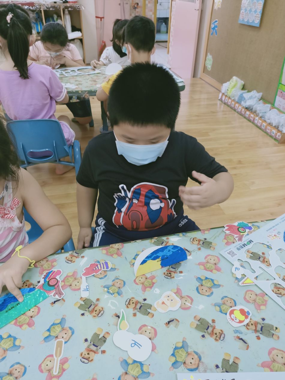 文件 : <FONT COLOR='red'>(109.06.24)端午節-2.JPG</FONT> <BR> 尺寸 : <FONT COLOR='blue'>950 × 1267</FONT> 圖元 <BR> 格式 : <FONT COLOR='green'>jpg</FONT> <BR> 大小 : <FONT COLOR='green'> -- </FONT> KB