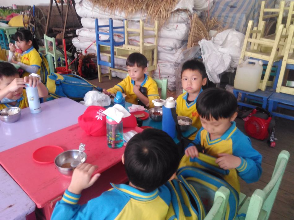 文件 : <FONT COLOR='red'>(108.11.01)綠世界 A-17.JPG</FONT> <BR> 尺寸 : <FONT COLOR='blue'>950 × 712</FONT> 圖元 <BR> 格式 : <FONT COLOR='green'>jpg</FONT> <BR> 大小 : <FONT COLOR='green'> -- </FONT> KB