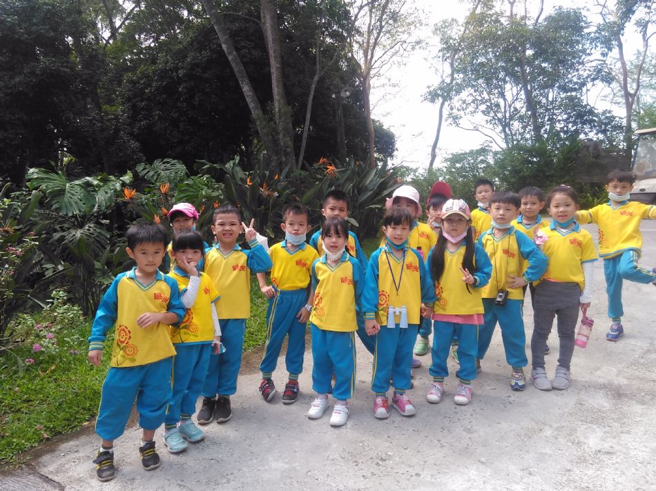 文件 : <FONT COLOR='red'>(108.11.01)綠世界 A-19.JPG</FONT> <BR> 尺寸 : <FONT COLOR='blue'>950 × 712</FONT> 圖元 <BR> 格式 : <FONT COLOR='green'>jpg</FONT> <BR> 大小 : <FONT COLOR='green'> -- </FONT> KB