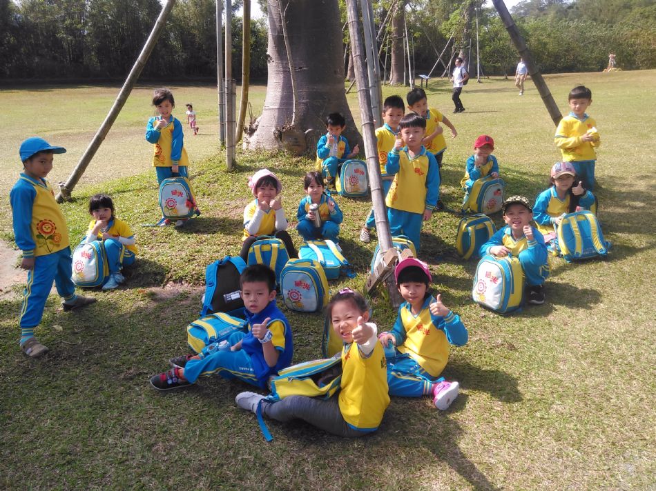 文件 : <FONT COLOR='red'>(108.11.01)綠世界 A-23.JPG</FONT> <BR> 尺寸 : <FONT COLOR='blue'>950 × 712</FONT> 圖元 <BR> 格式 : <FONT COLOR='green'>jpg</FONT> <BR> 大小 : <FONT COLOR='green'> -- </FONT> KB