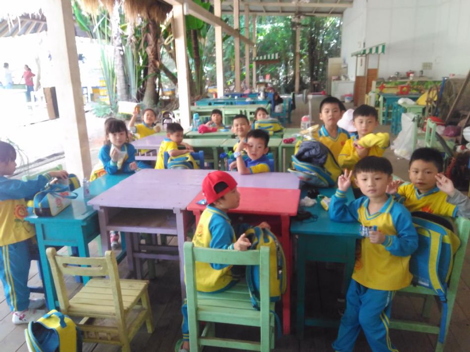 文件 : <FONT COLOR='red'>(108.11.01)綠世界 A-29.JPG</FONT> <BR> 尺寸 : <FONT COLOR='blue'>950 × 712</FONT> 圖元 <BR> 格式 : <FONT COLOR='green'>jpg</FONT> <BR> 大小 : <FONT COLOR='green'> -- </FONT> KB