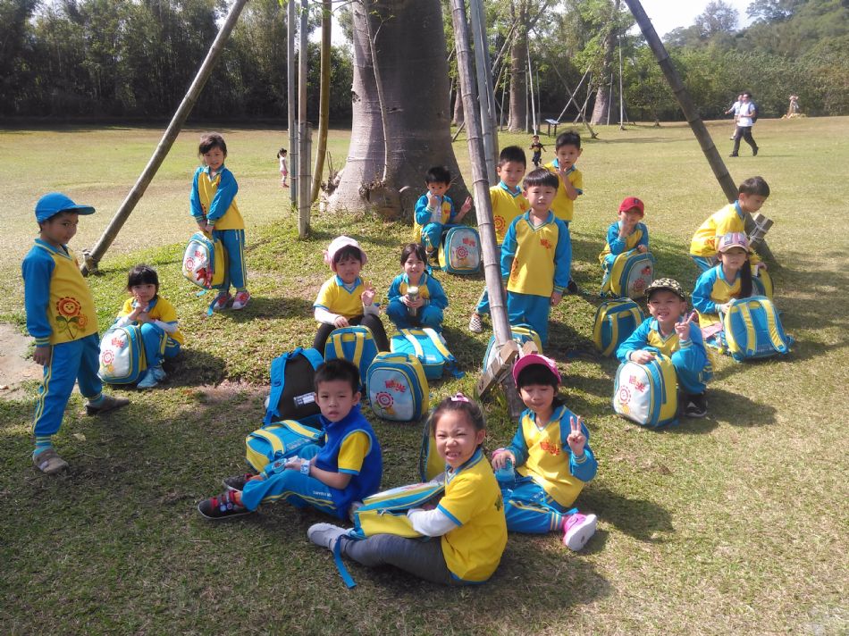 文件 : <FONT COLOR='red'>(108.11.01)綠世界 A-42.JPG</FONT> <BR> 尺寸 : <FONT COLOR='blue'>950 × 712</FONT> 圖元 <BR> 格式 : <FONT COLOR='green'>jpg</FONT> <BR> 大小 : <FONT COLOR='green'> -- </FONT> KB