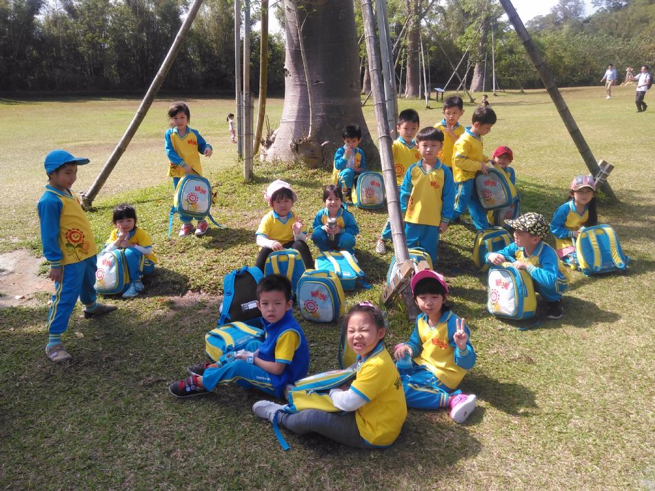 文件 : <FONT COLOR='red'>(108.11.01)綠世界 A-61.JPG</FONT> <BR> 尺寸 : <FONT COLOR='blue'>950 × 712</FONT> 圖元 <BR> 格式 : <FONT COLOR='green'>jpg</FONT> <BR> 大小 : <FONT COLOR='green'> -- </FONT> KB