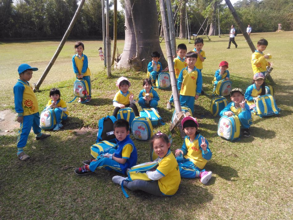 文件 : <FONT COLOR='red'>(108.11.01)綠世界 A-65.JPG</FONT> <BR> 尺寸 : <FONT COLOR='blue'>950 × 712</FONT> 圖元 <BR> 格式 : <FONT COLOR='green'>jpg</FONT> <BR> 大小 : <FONT COLOR='green'> -- </FONT> KB