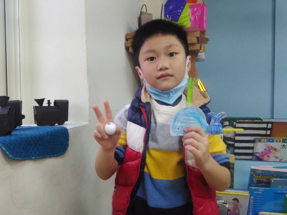 文件 : <FONT COLOR='red'>(109.02.14)管子真好玩【小鯨魚】-1.JPG</FONT> <BR> 尺寸 : <FONT COLOR='blue'>950 × 712</FONT> 圖元 <BR> 格式 : <FONT COLOR='green'>jpg</FONT> <BR> 大小 : <FONT COLOR='green'> -- </FONT> KB