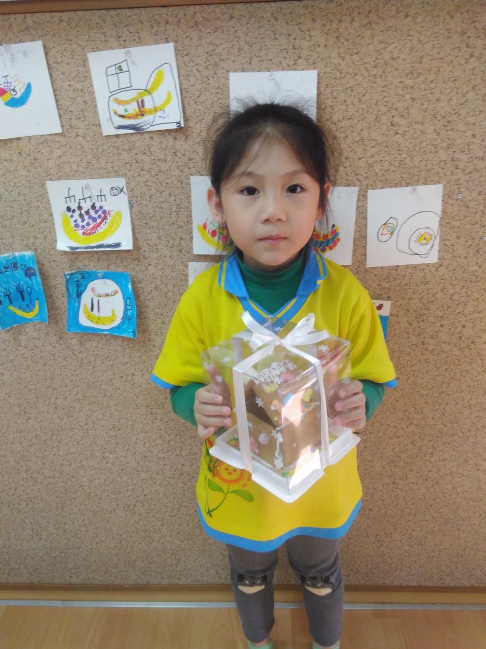 文件 : <FONT COLOR='red'>(108.12.24) 聖誕小屋-11.JPG</FONT> <BR> 尺寸 : <FONT COLOR='blue'>950 × 1267</FONT> 圖元 <BR> 格式 : <FONT COLOR='green'>jpg</FONT> <BR> 大小 : <FONT COLOR='green'> -- </FONT> KB