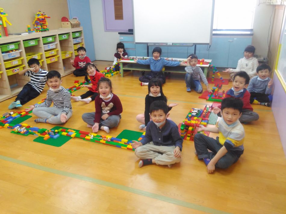 文件 : <FONT COLOR='red'>(109.02.14)樂高【萬里長城】.JPG</FONT> <BR> 尺寸 : <FONT COLOR='blue'>950 × 712</FONT> 圖元 <BR> 格式 : <FONT COLOR='green'>jpg</FONT> <BR> 大小 : <FONT COLOR='green'> -- </FONT> KB