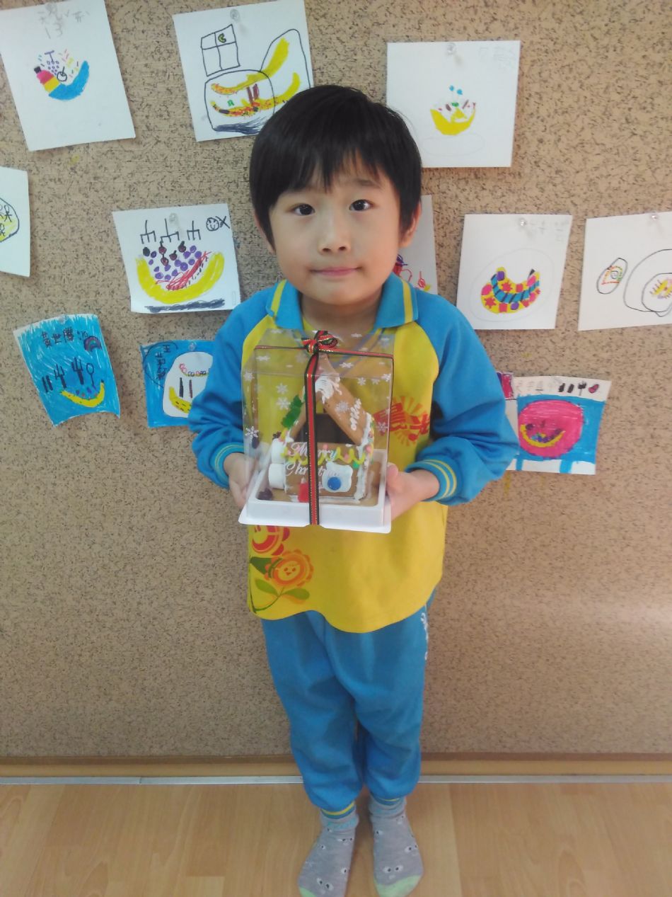 文件 : <FONT COLOR='red'>(108.12.24) 聖誕小屋-3.JPG</FONT> <BR> 尺寸 : <FONT COLOR='blue'>950 × 1267</FONT> 圖元 <BR> 格式 : <FONT COLOR='green'>jpg</FONT> <BR> 大小 : <FONT COLOR='green'> -- </FONT> KB