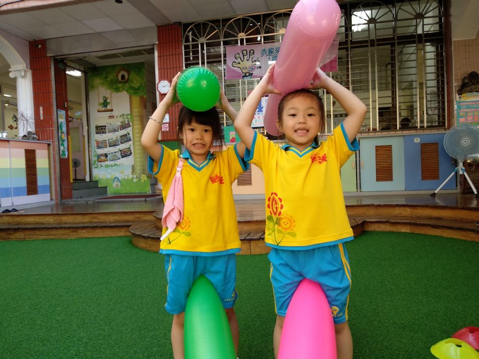 文件 : <FONT COLOR='red'>(108.09.04)體能課-1.JPG</FONT> <BR> 尺寸 : <FONT COLOR='blue'>950 × 712</FONT> 圖元 <BR> 格式 : <FONT COLOR='green'>jpg</FONT> <BR> 大小 : <FONT COLOR='green'> -- </FONT> KB