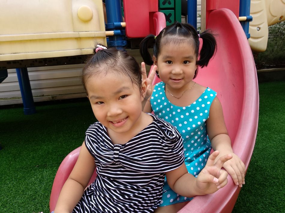 文件 : <FONT COLOR='red'>(108.09.02)校園生活照-4.JPG</FONT> <BR> 尺寸 : <FONT COLOR='blue'>950 × 712</FONT> 圖元 <BR> 格式 : <FONT COLOR='green'>jpg</FONT> <BR> 大小 : <FONT COLOR='green'> -- </FONT> KB