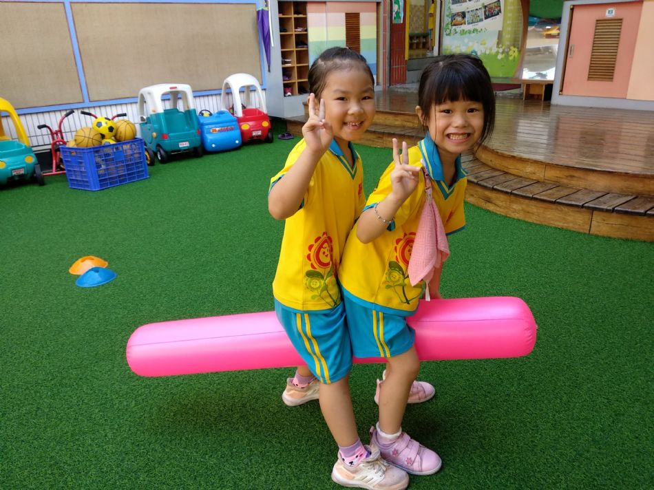 文件 : <FONT COLOR='red'>(108.09.04)體能課-2.JPG</FONT> <BR> 尺寸 : <FONT COLOR='blue'>950 × 712</FONT> 圖元 <BR> 格式 : <FONT COLOR='green'>jpg</FONT> <BR> 大小 : <FONT COLOR='green'> -- </FONT> KB