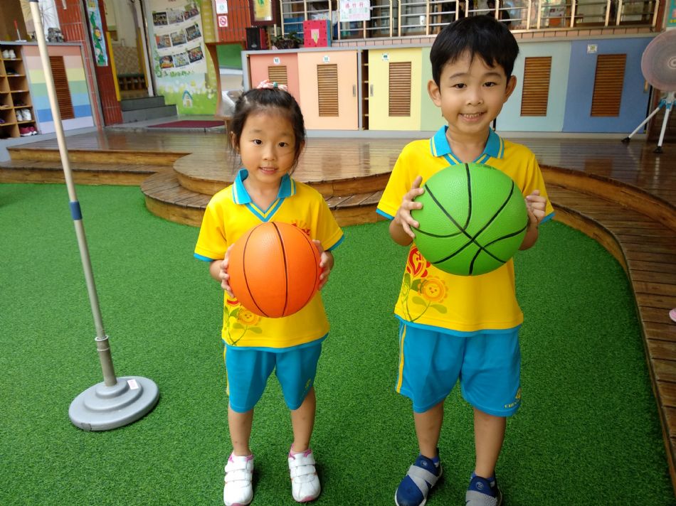 文件 : <FONT COLOR='red'>(108.08.28)體能課-1.JPG</FONT> <BR> 尺寸 : <FONT COLOR='blue'>950 × 712</FONT> 圖元 <BR> 格式 : <FONT COLOR='green'>jpg</FONT> <BR> 大小 : <FONT COLOR='green'> -- </FONT> KB