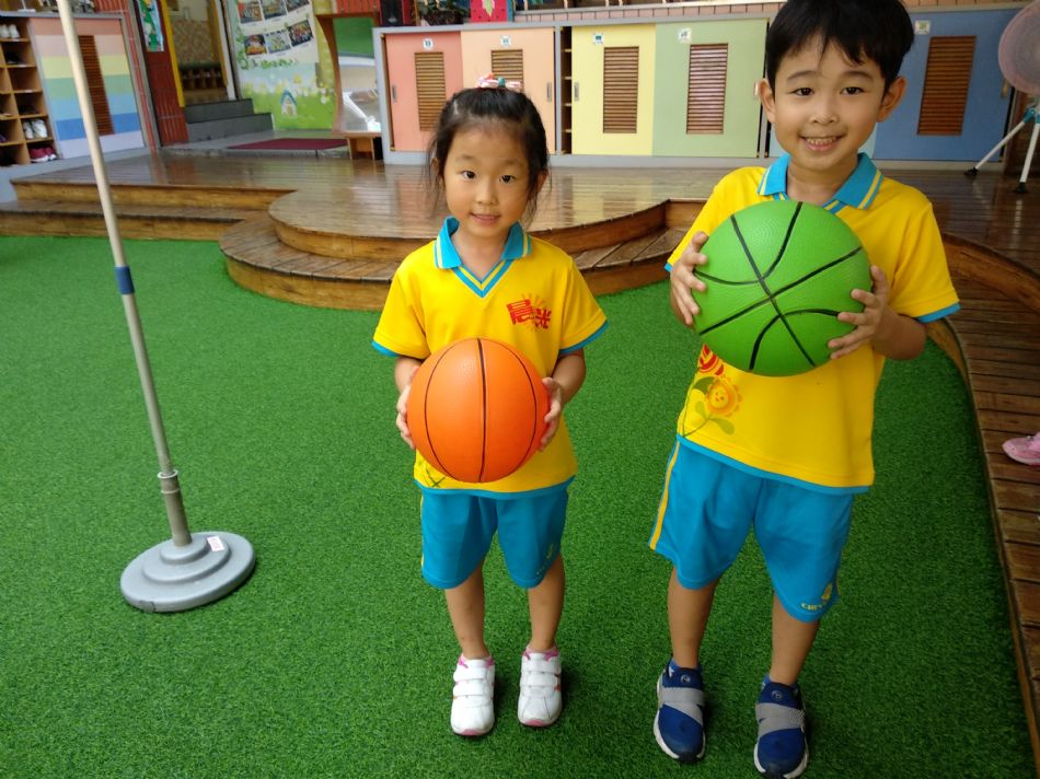 文件 : <FONT COLOR='red'>(108.08.28)體能課-3.JPG</FONT> <BR> 尺寸 : <FONT COLOR='blue'>950 × 712</FONT> 圖元 <BR> 格式 : <FONT COLOR='green'>jpg</FONT> <BR> 大小 : <FONT COLOR='green'> -- </FONT> KB