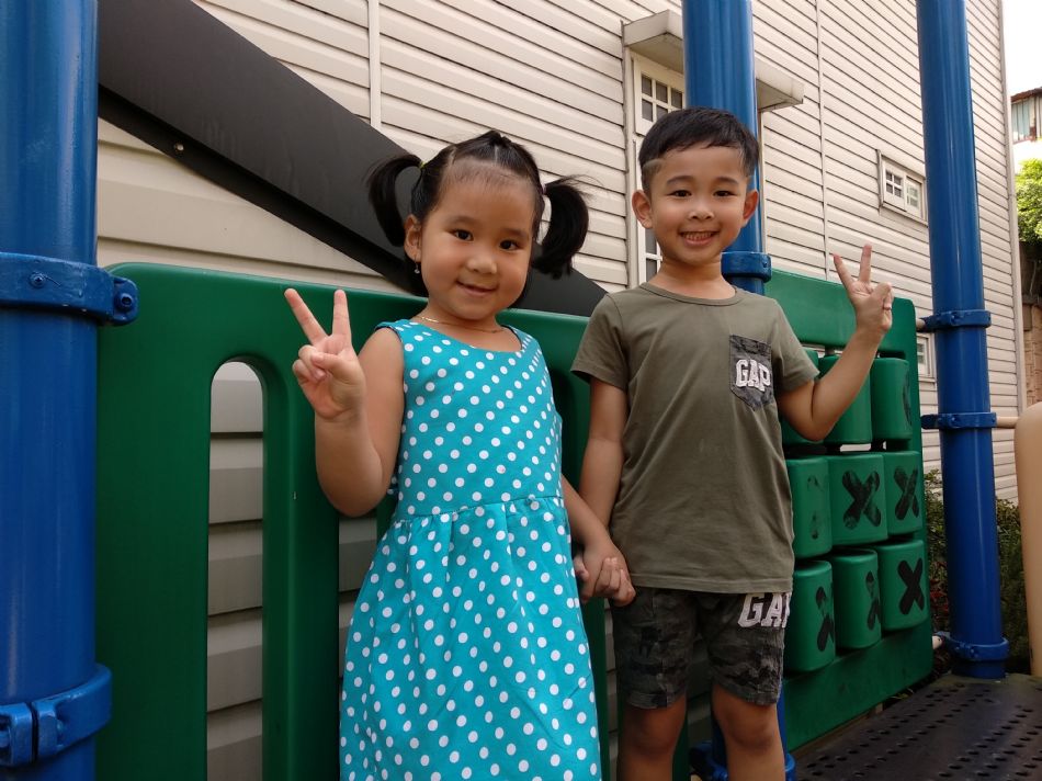 文件 : <FONT COLOR='red'>(108.09.02)校園生活照-3.JPG</FONT> <BR> 尺寸 : <FONT COLOR='blue'>950 × 712</FONT> 圖元 <BR> 格式 : <FONT COLOR='green'>jpg</FONT> <BR> 大小 : <FONT COLOR='green'> -- </FONT> KB