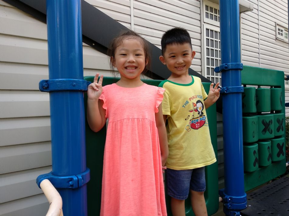 文件 : <FONT COLOR='red'>(108.09.02)校園生活照-1.JPG</FONT> <BR> 尺寸 : <FONT COLOR='blue'>950 × 712</FONT> 圖元 <BR> 格式 : <FONT COLOR='green'>jpg</FONT> <BR> 大小 : <FONT COLOR='green'> -- </FONT> KB