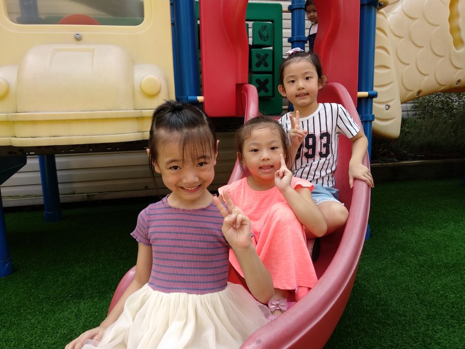 文件 : <FONT COLOR='red'>(108.09.02)校園生活照-4.JPG</FONT> <BR> 尺寸 : <FONT COLOR='blue'>950 × 712</FONT> 圖元 <BR> 格式 : <FONT COLOR='green'>jpg</FONT> <BR> 大小 : <FONT COLOR='green'> -- </FONT> KB