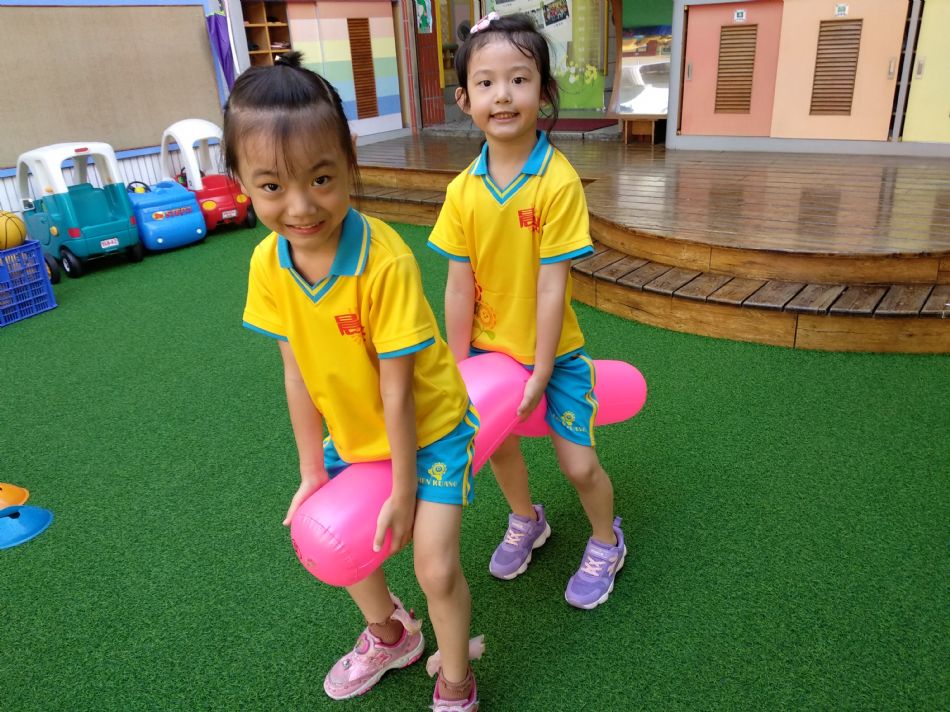 文件 : <FONT COLOR='red'>(108.09.04)體能課-3.JPG</FONT> <BR> 尺寸 : <FONT COLOR='blue'>950 × 712</FONT> 圖元 <BR> 格式 : <FONT COLOR='green'>jpg</FONT> <BR> 大小 : <FONT COLOR='green'> -- </FONT> KB