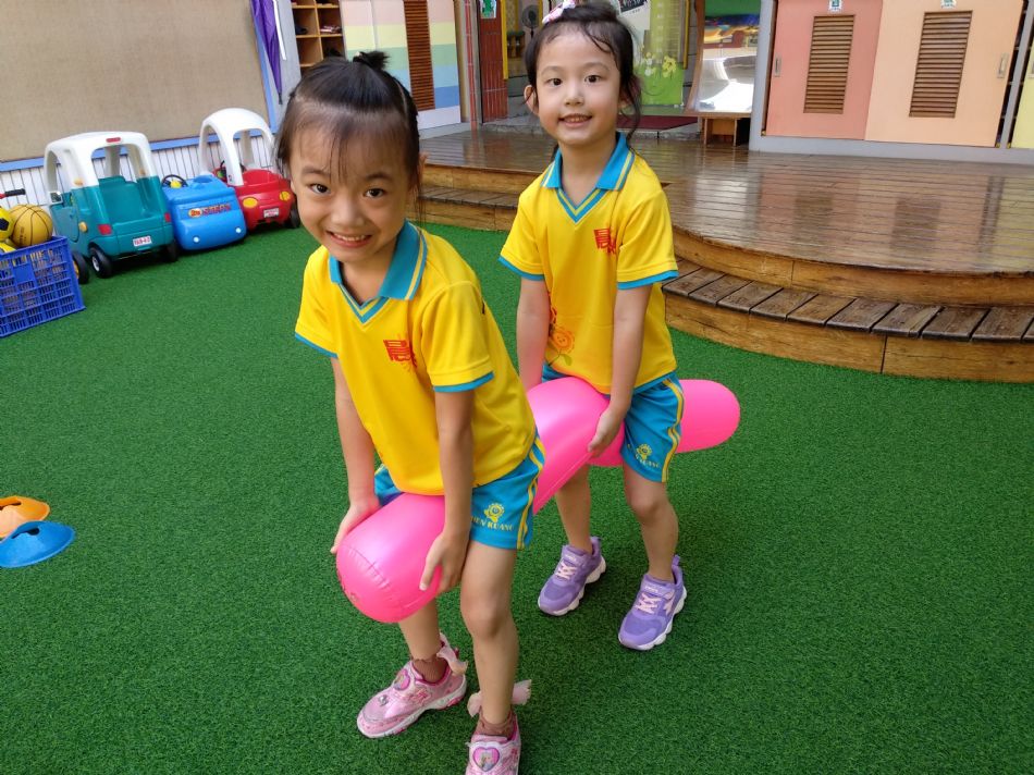 文件 : <FONT COLOR='red'>(108.09.04)體能課-4.JPG</FONT> <BR> 尺寸 : <FONT COLOR='blue'>950 × 712</FONT> 圖元 <BR> 格式 : <FONT COLOR='green'>jpg</FONT> <BR> 大小 : <FONT COLOR='green'> -- </FONT> KB