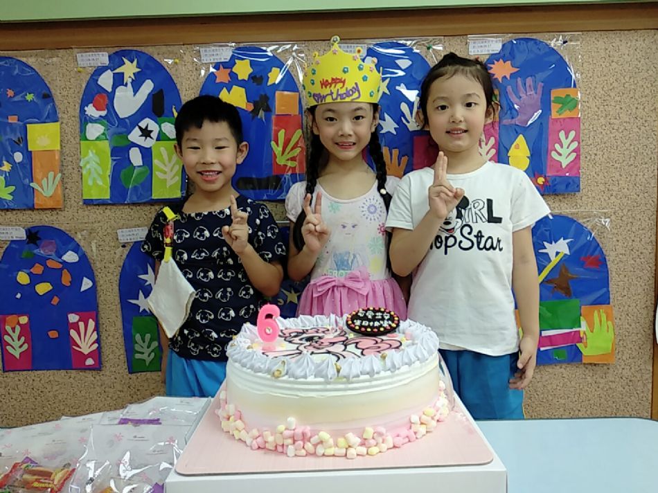 文件 : <FONT COLOR='red'>(108.10.02)Pony慶生-3.JPG</FONT> <BR> 尺寸 : <FONT COLOR='blue'>950 × 712</FONT> 圖元 <BR> 格式 : <FONT COLOR='green'>jpg</FONT> <BR> 大小 : <FONT COLOR='green'> -- </FONT> KB