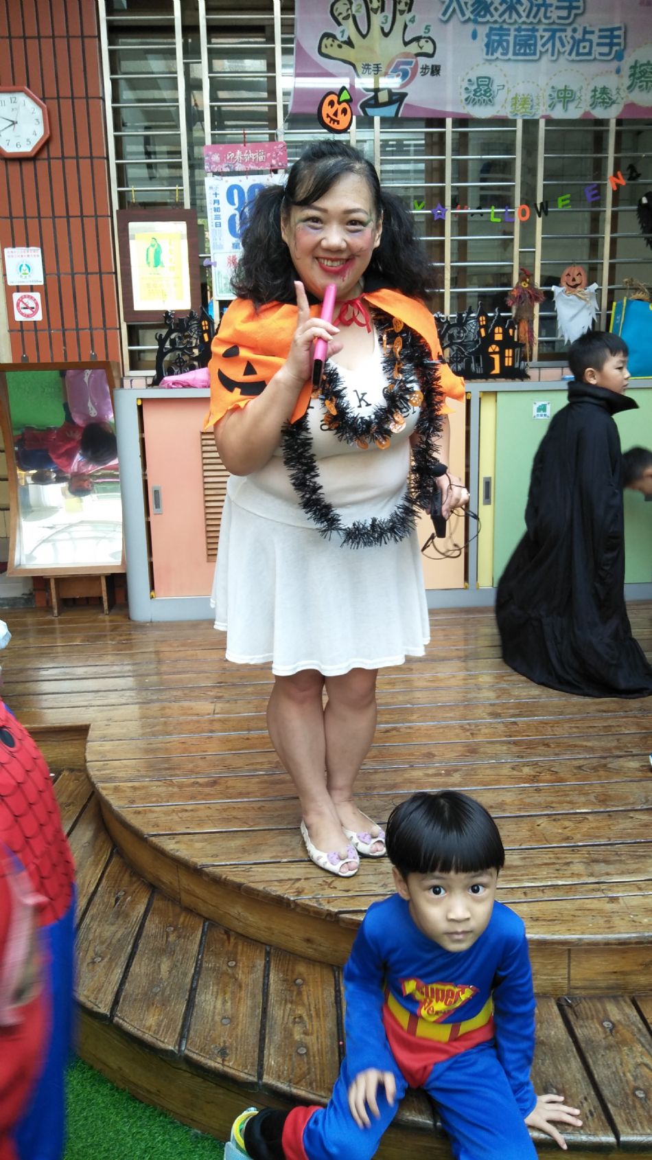 文件 : <FONT COLOR='red'>(108.10.30)歡慶萬聖節.JPG</FONT> <BR> 尺寸 : <FONT COLOR='blue'>950 × 1689</FONT> 圖元 <BR> 格式 : <FONT COLOR='green'>jpg</FONT> <BR> 大小 : <FONT COLOR='green'> -- </FONT> KB