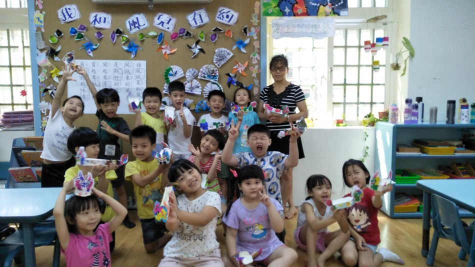 文件 : <FONT COLOR='red'>(109.06.23)歡慶節日【端午龍舟】-8.JPG</FONT> <BR> 尺寸 : <FONT COLOR='blue'>950 × 534</FONT> 圖元 <BR> 格式 : <FONT COLOR='green'>jpg</FONT> <BR> 大小 : <FONT COLOR='green'> -- </FONT> KB