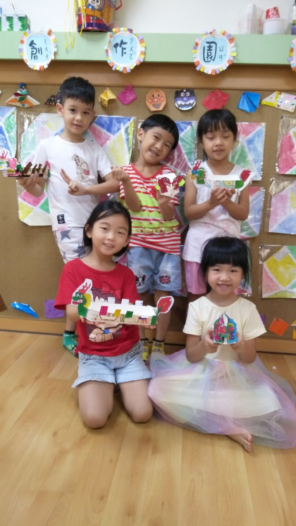 文件 : <FONT COLOR='red'>(109.06.23)歡慶節日【端午龍舟】-13.JPG</FONT> <BR> 尺寸 : <FONT COLOR='blue'>950 × 1689</FONT> 圖元 <BR> 格式 : <FONT COLOR='green'>jpg</FONT> <BR> 大小 : <FONT COLOR='green'> -- </FONT> KB