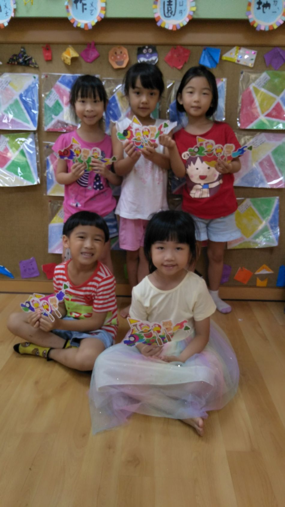 文件 : <FONT COLOR='red'>(109.06.23)歡慶節日【端午龍舟】-9.JPG</FONT> <BR> 尺寸 : <FONT COLOR='blue'>950 × 1689</FONT> 圖元 <BR> 格式 : <FONT COLOR='green'>jpg</FONT> <BR> 大小 : <FONT COLOR='green'> -- </FONT> KB