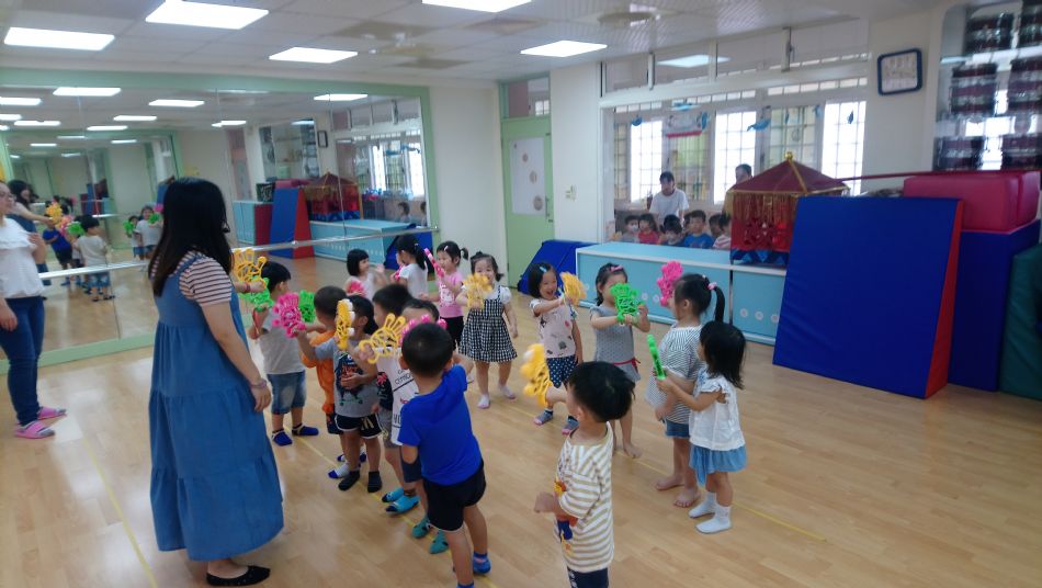 文件 : <FONT COLOR='red'>(108.09.02)奧福音樂-1.JPG</FONT> <BR> 尺寸 : <FONT COLOR='blue'>950 × 536</FONT> 圖元 <BR> 格式 : <FONT COLOR='green'>jpg</FONT> <BR> 大小 : <FONT COLOR='green'> -- </FONT> KB