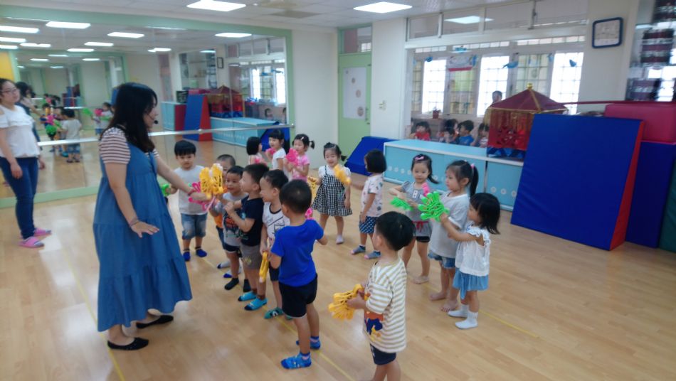 文件 : <FONT COLOR='red'>(108.09.02)奧福音樂-2.JPG</FONT> <BR> 尺寸 : <FONT COLOR='blue'>950 × 536</FONT> 圖元 <BR> 格式 : <FONT COLOR='green'>jpg</FONT> <BR> 大小 : <FONT COLOR='green'> -- </FONT> KB