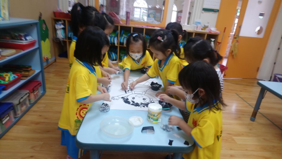 文件 : <FONT COLOR='red'>(108.09.13)主題創作-10.JPG</FONT> <BR> 尺寸 : <FONT COLOR='blue'>950 × 536</FONT> 圖元 <BR> 格式 : <FONT COLOR='green'>jpg</FONT> <BR> 大小 : <FONT COLOR='green'> -- </FONT> KB