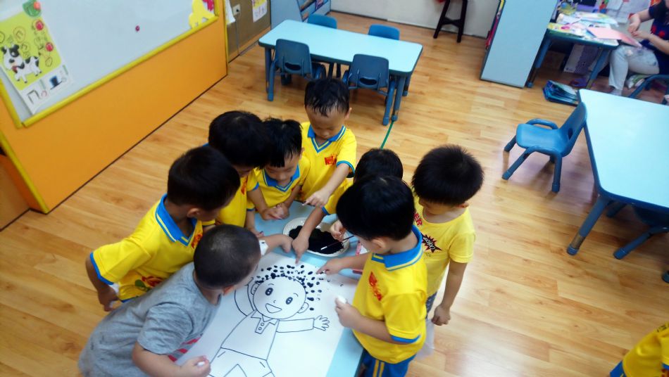 文件 : <FONT COLOR='red'>(108.09.13)主題創作-6.JPG</FONT> <BR> 尺寸 : <FONT COLOR='blue'>950 × 536</FONT> 圖元 <BR> 格式 : <FONT COLOR='green'>jpg</FONT> <BR> 大小 : <FONT COLOR='green'> -- </FONT> KB