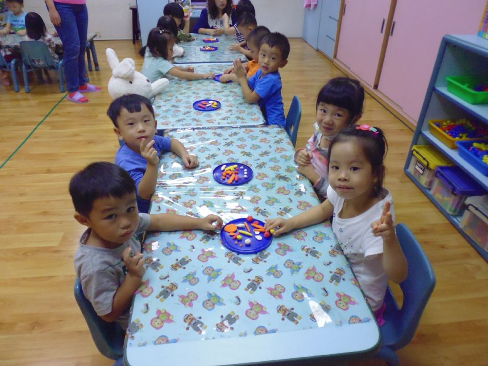 文件 : <FONT COLOR='red'>(108.09.20)美感【蘿蔔汁生日快樂】-14.JPG</FONT> <BR> 尺寸 : <FONT COLOR='blue'>950 × 712</FONT> 圖元 <BR> 格式 : <FONT COLOR='green'>jpg</FONT> <BR> 大小 : <FONT COLOR='green'> -- </FONT> KB