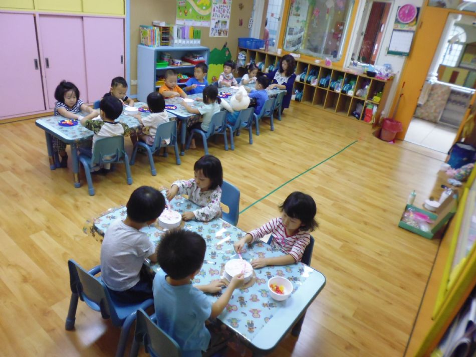 文件 : <FONT COLOR='red'>(108.09.20)美感【蘿蔔汁生日快樂】-5.JPG</FONT> <BR> 尺寸 : <FONT COLOR='blue'>950 × 712</FONT> 圖元 <BR> 格式 : <FONT COLOR='green'>jpg</FONT> <BR> 大小 : <FONT COLOR='green'> -- </FONT> KB