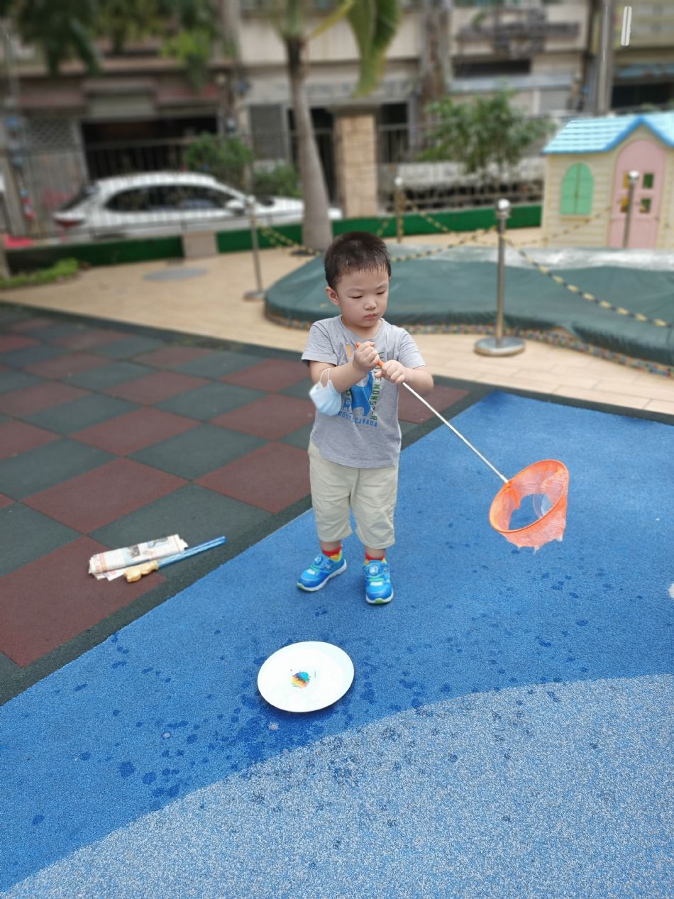 文件 : <FONT COLOR='red'>(109.05.25)主題【跟風玩遊戲~泡泡】.JPG</FONT> <BR> 尺寸 : <FONT COLOR='blue'>950 × 1267</FONT> 圖元 <BR> 格式 : <FONT COLOR='green'>jpg</FONT> <BR> 大小 : <FONT COLOR='green'> -- </FONT> KB