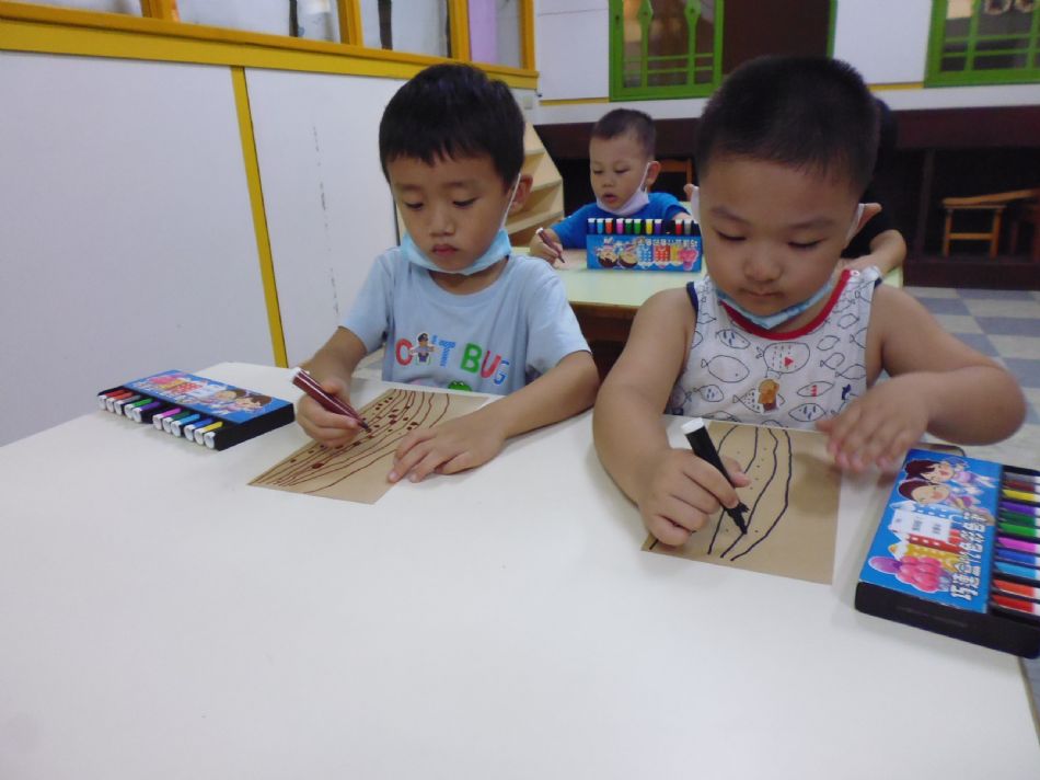 文件 : <FONT COLOR='red'>(109.06.05)邏輯美學【端午粽子】.JPG</FONT> <BR> 尺寸 : <FONT COLOR='blue'>950 × 712</FONT> 圖元 <BR> 格式 : <FONT COLOR='green'>jpg</FONT> <BR> 大小 : <FONT COLOR='green'> -- </FONT> KB