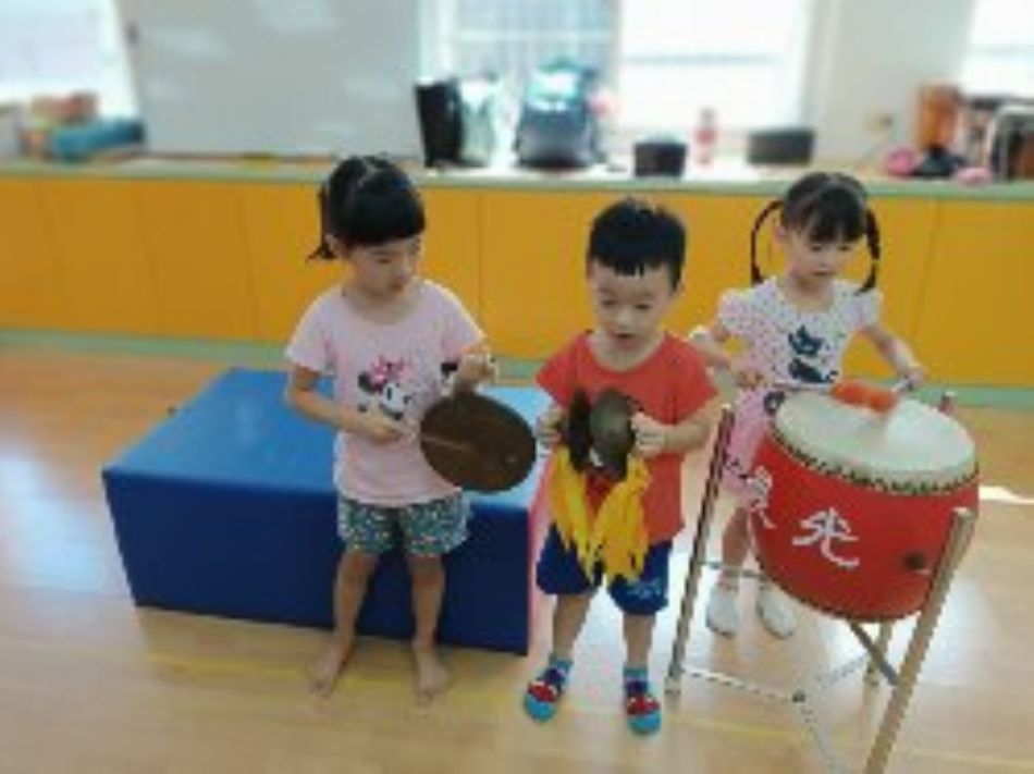 文件 : <FONT COLOR='red'>(109.06.18)奧福音樂-6.JPG</FONT> <BR> 尺寸 : <FONT COLOR='blue'>950 × 711</FONT> 圖元 <BR> 格式 : <FONT COLOR='green'>jpg</FONT> <BR> 大小 : <FONT COLOR='green'> -- </FONT> KB