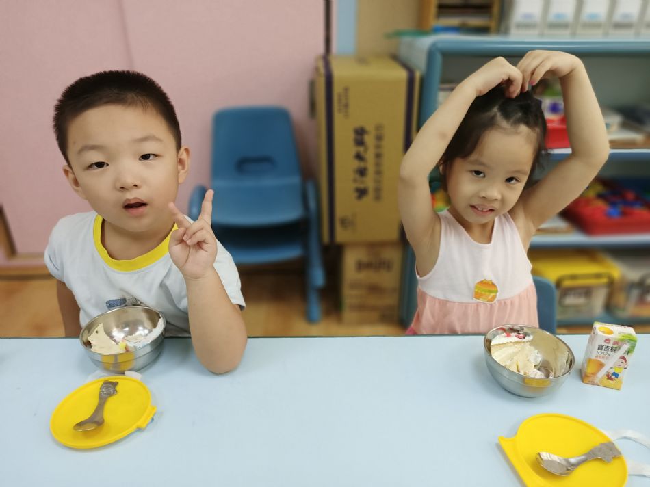 文件 : <FONT COLOR='red'>(109.06.19)Pierce寶貝生日快樂-12.JPG</FONT> <BR> 尺寸 : <FONT COLOR='blue'>950 × 712</FONT> 圖元 <BR> 格式 : <FONT COLOR='green'>jpg</FONT> <BR> 大小 : <FONT COLOR='green'> -- </FONT> KB