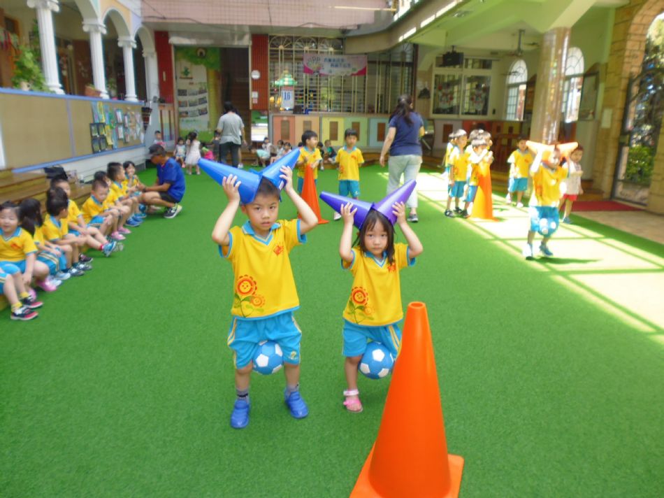 文件 : <FONT COLOR='red'>(109.06.17)體適能-3.JPG</FONT> <BR> 尺寸 : <FONT COLOR='blue'>950 × 712</FONT> 圖元 <BR> 格式 : <FONT COLOR='green'>jpg</FONT> <BR> 大小 : <FONT COLOR='green'> -- </FONT> KB