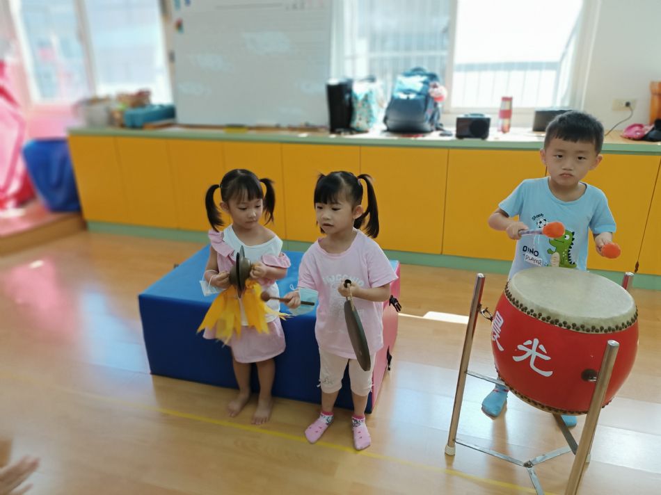 文件 : <FONT COLOR='red'>(109.06.18)奧福音樂-11.JPG</FONT> <BR> 尺寸 : <FONT COLOR='blue'>950 × 712</FONT> 圖元 <BR> 格式 : <FONT COLOR='green'>jpg</FONT> <BR> 大小 : <FONT COLOR='green'> -- </FONT> KB