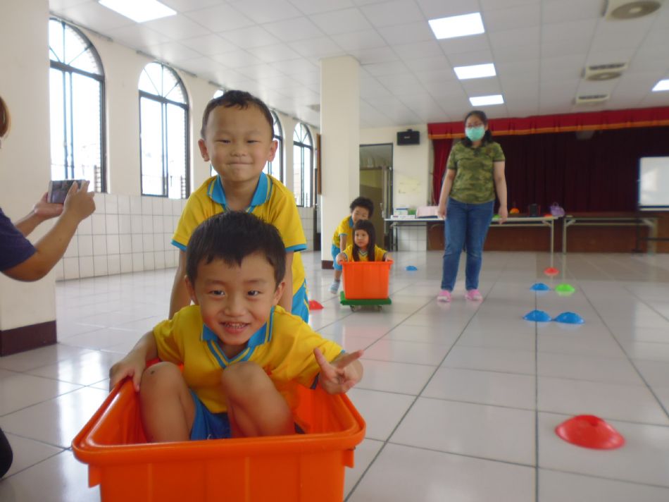 文件 : <FONT COLOR='red'>(109.05.20)體適能B-5.JPG</FONT> <BR> 尺寸 : <FONT COLOR='blue'>950 × 712</FONT> 圖元 <BR> 格式 : <FONT COLOR='green'>jpg</FONT> <BR> 大小 : <FONT COLOR='green'> -- </FONT> KB