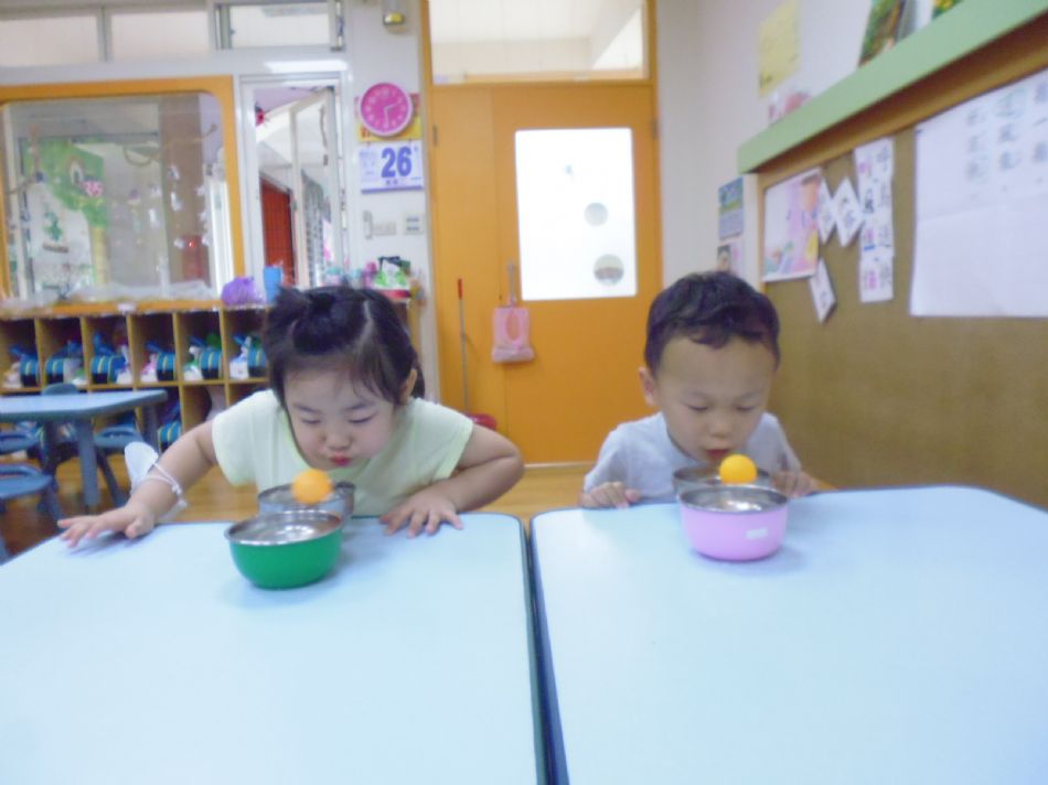 文件 : <FONT COLOR='red'>(109.05.22)主題【跟風玩遊戲~吹乒乓球】-1.JPG</FONT> <BR> 尺寸 : <FONT COLOR='blue'>950 × 712</FONT> 圖元 <BR> 格式 : <FONT COLOR='green'>jpg</FONT> <BR> 大小 : <FONT COLOR='green'> -- </FONT> KB