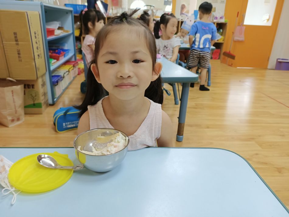 文件 : <FONT COLOR='red'>(109.06.30)Oliva及June寶貝生日.JPG</FONT> <BR> 尺寸 : <FONT COLOR='blue'>950 × 712</FONT> 圖元 <BR> 格式 : <FONT COLOR='green'>jpg</FONT> <BR> 大小 : <FONT COLOR='green'> -- </FONT> KB