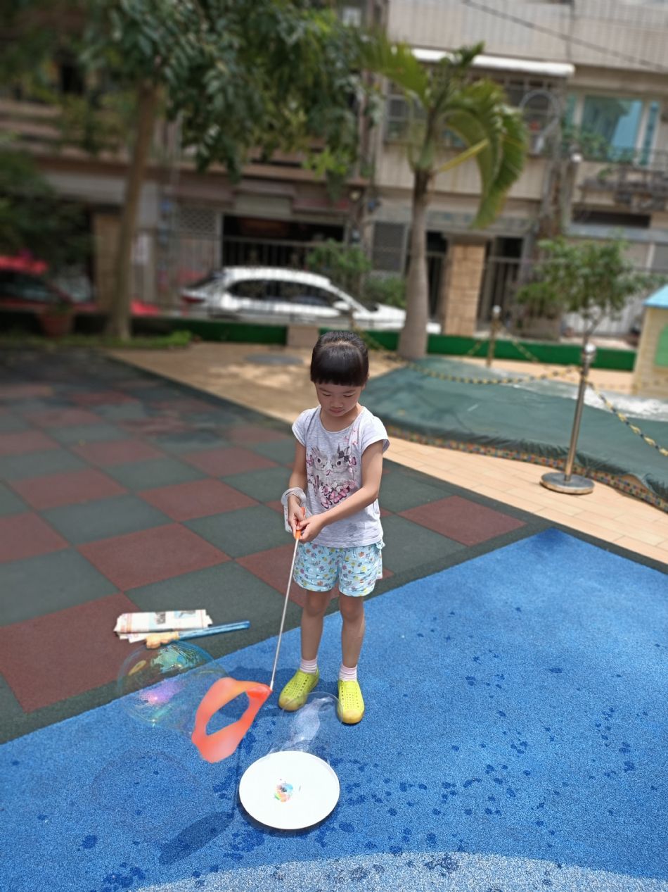 文件 : <FONT COLOR='red'>(109.05.25)主題【跟風玩遊戲~泡泡】-2.JPG</FONT> <BR> 尺寸 : <FONT COLOR='blue'>950 × 1267</FONT> 圖元 <BR> 格式 : <FONT COLOR='green'>jpg</FONT> <BR> 大小 : <FONT COLOR='green'> -- </FONT> KB