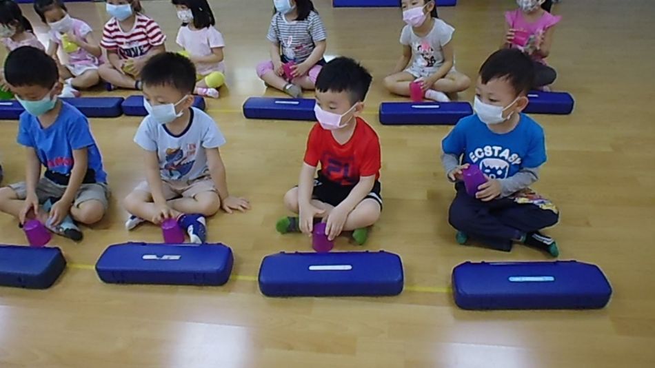 文件 : <FONT COLOR='red'>(109.05.07)奧福音樂-3.JPG</FONT> <BR> 尺寸 : <FONT COLOR='blue'>950 × 534</FONT> 圖元 <BR> 格式 : <FONT COLOR='green'>jpg</FONT> <BR> 大小 : <FONT COLOR='green'> -- </FONT> KB