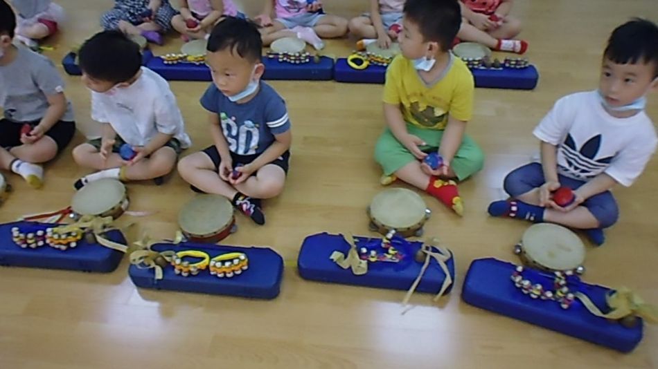 文件 : <FONT COLOR='red'>(109.05.14)奧福音樂.JPG</FONT> <BR> 尺寸 : <FONT COLOR='blue'>950 × 534</FONT> 圖元 <BR> 格式 : <FONT COLOR='green'>jpg</FONT> <BR> 大小 : <FONT COLOR='green'> -- </FONT> KB