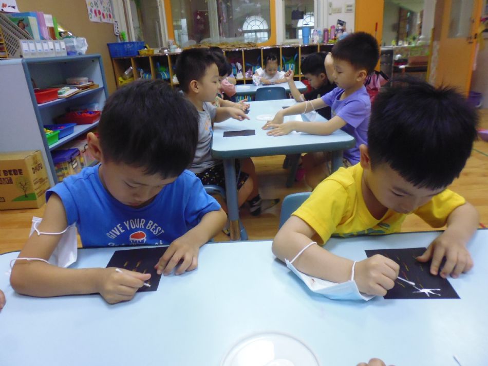 文件 : <FONT COLOR='red'>(109.05.18)主題【蒲公英】-3.JPG</FONT> <BR> 尺寸 : <FONT COLOR='blue'>950 × 712</FONT> 圖元 <BR> 格式 : <FONT COLOR='green'>jpg</FONT> <BR> 大小 : <FONT COLOR='green'> -- </FONT> KB