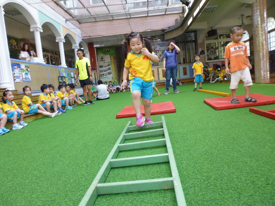 文件 : <FONT COLOR='red'>(109.07.01)體適能-3.JPG</FONT> <BR> 尺寸 : <FONT COLOR='blue'>950 × 712</FONT> 圖元 <BR> 格式 : <FONT COLOR='green'>jpg</FONT> <BR> 大小 : <FONT COLOR='green'> -- </FONT> KB