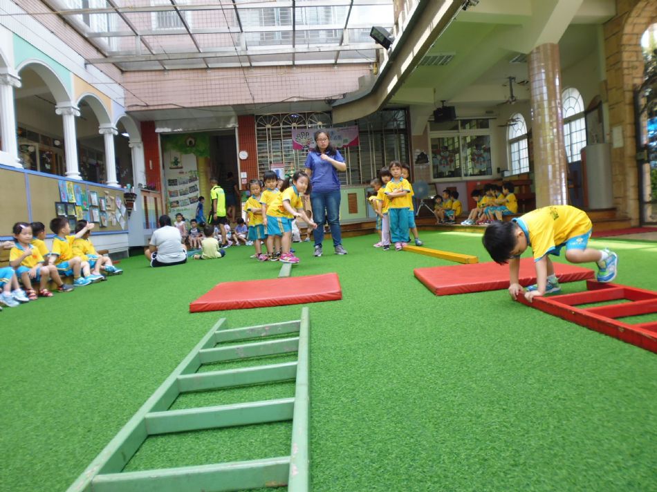 文件 : <FONT COLOR='red'>(109.07.01)體適能.JPG</FONT> <BR> 尺寸 : <FONT COLOR='blue'>950 × 712</FONT> 圖元 <BR> 格式 : <FONT COLOR='green'>jpg</FONT> <BR> 大小 : <FONT COLOR='green'> -- </FONT> KB