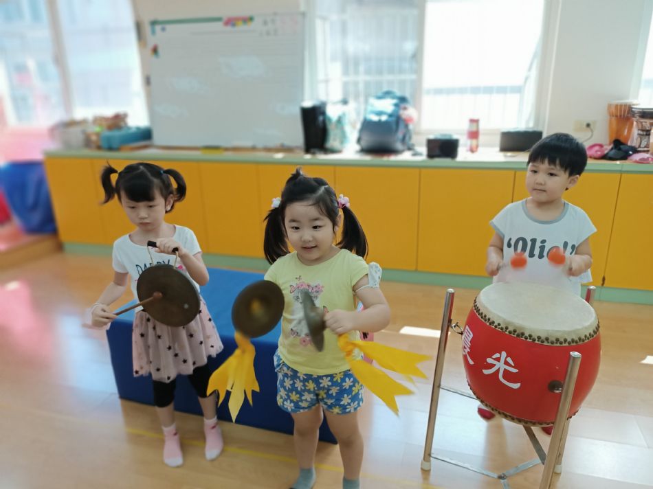 文件 : <FONT COLOR='red'>(109.06.18)奧福音樂-4.JPG</FONT> <BR> 尺寸 : <FONT COLOR='blue'>950 × 712</FONT> 圖元 <BR> 格式 : <FONT COLOR='green'>jpg</FONT> <BR> 大小 : <FONT COLOR='green'> -- </FONT> KB